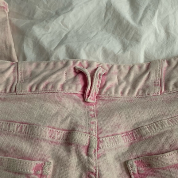 Veronica Beard Monika Tapered Acid Wash Jeans - Picture 7 of 10